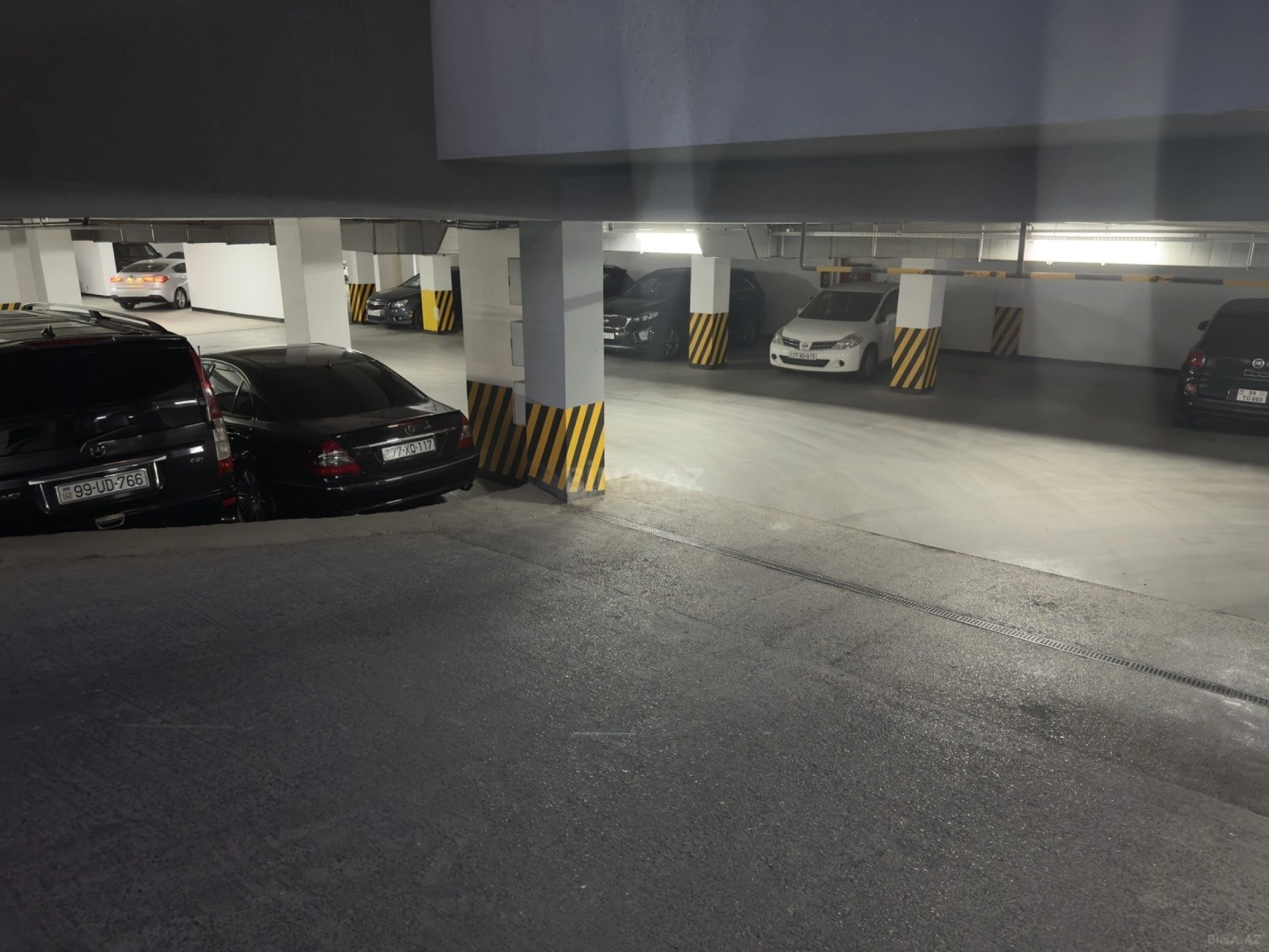 Satılır 2 otaqlı mənzil 55 m²