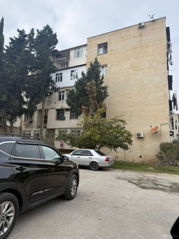 Satılır 2 otaqlı mənzil 47 m²