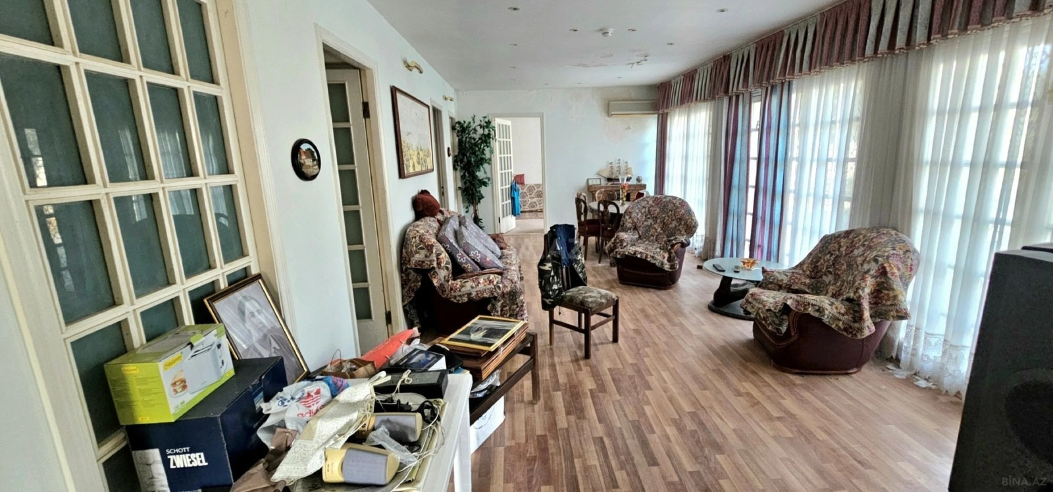 Satılır 5 otaqlı həyət evi 265 m²