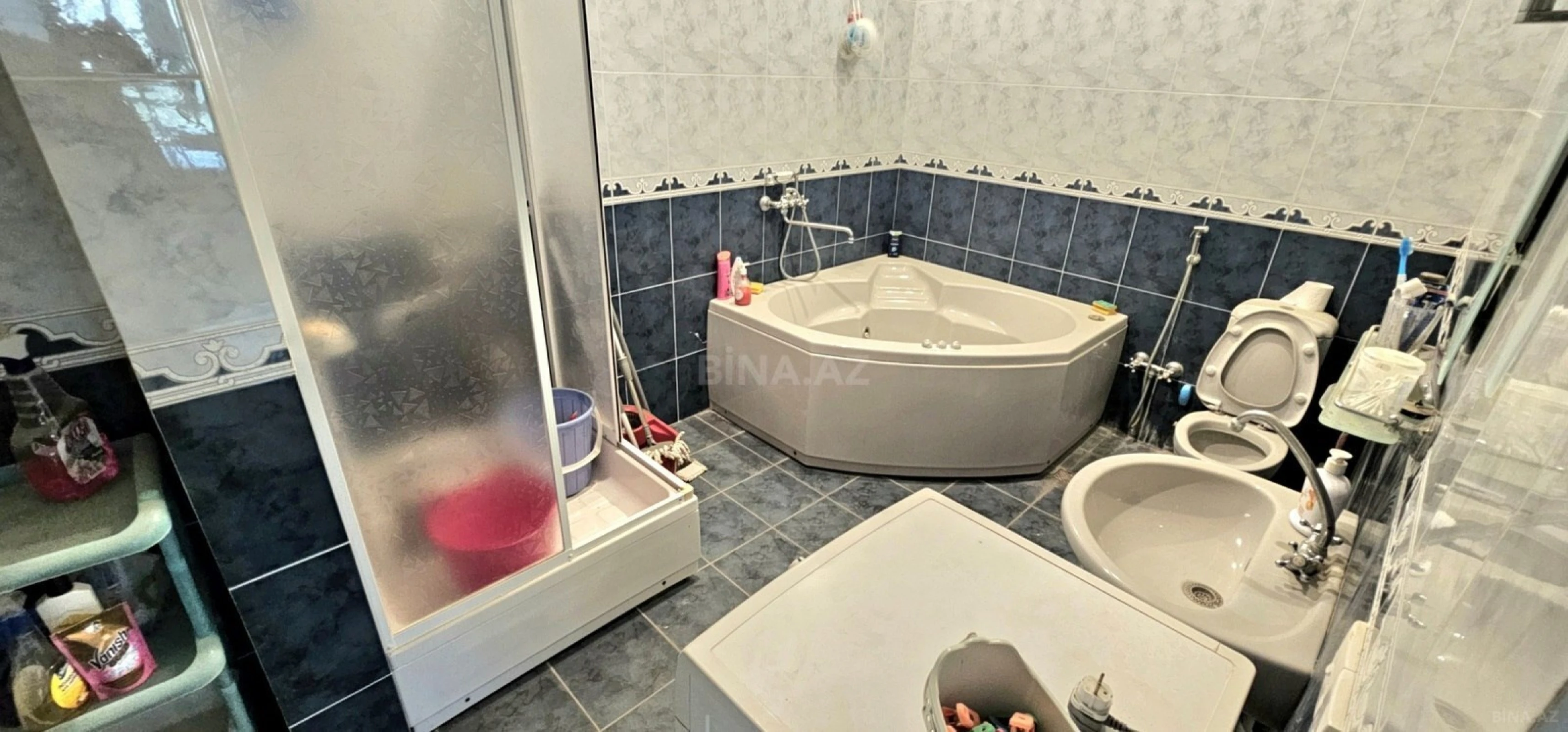 Satılır 5 otaqlı həyət evi 265 m²
