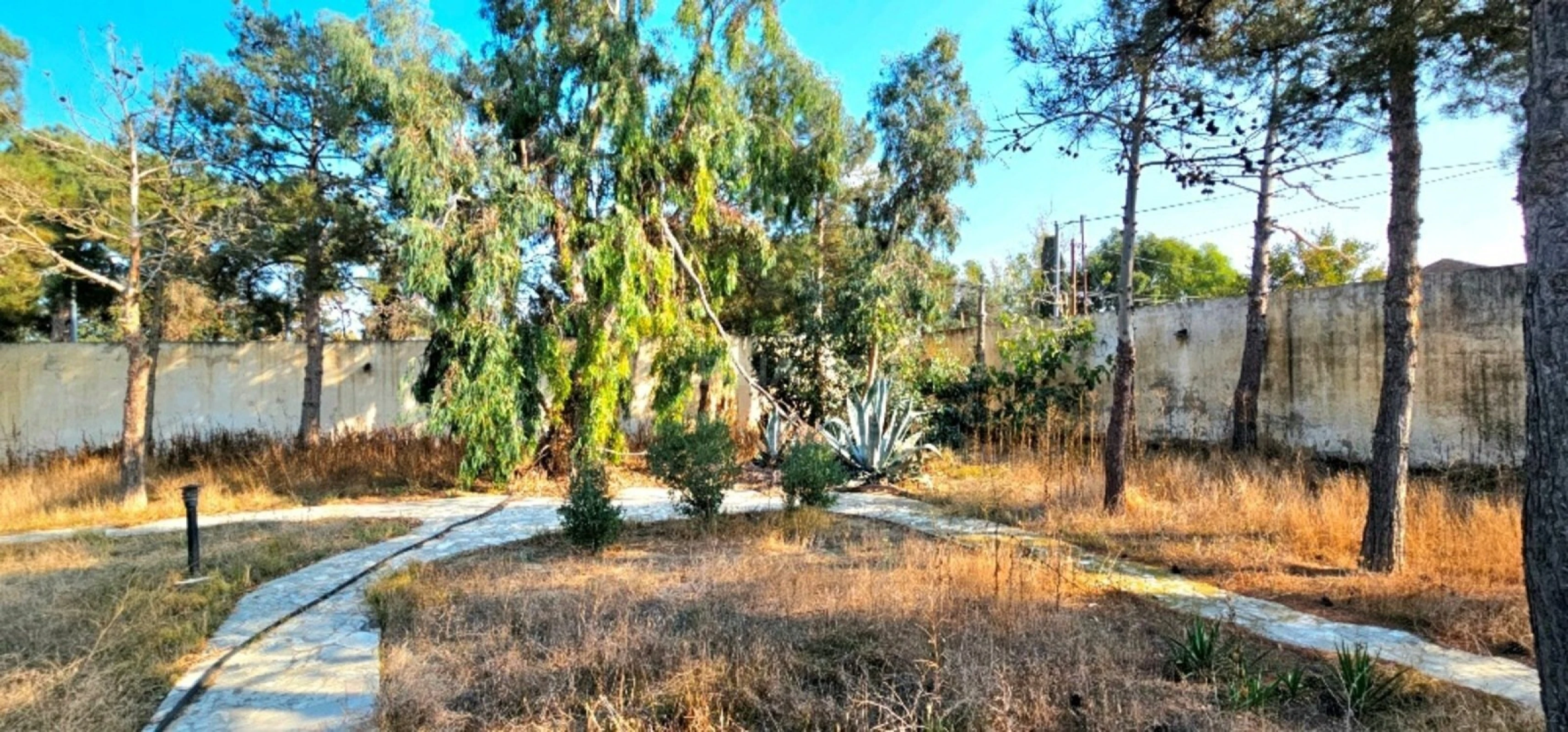 Satılır 5 otaqlı həyət evi 265 m²