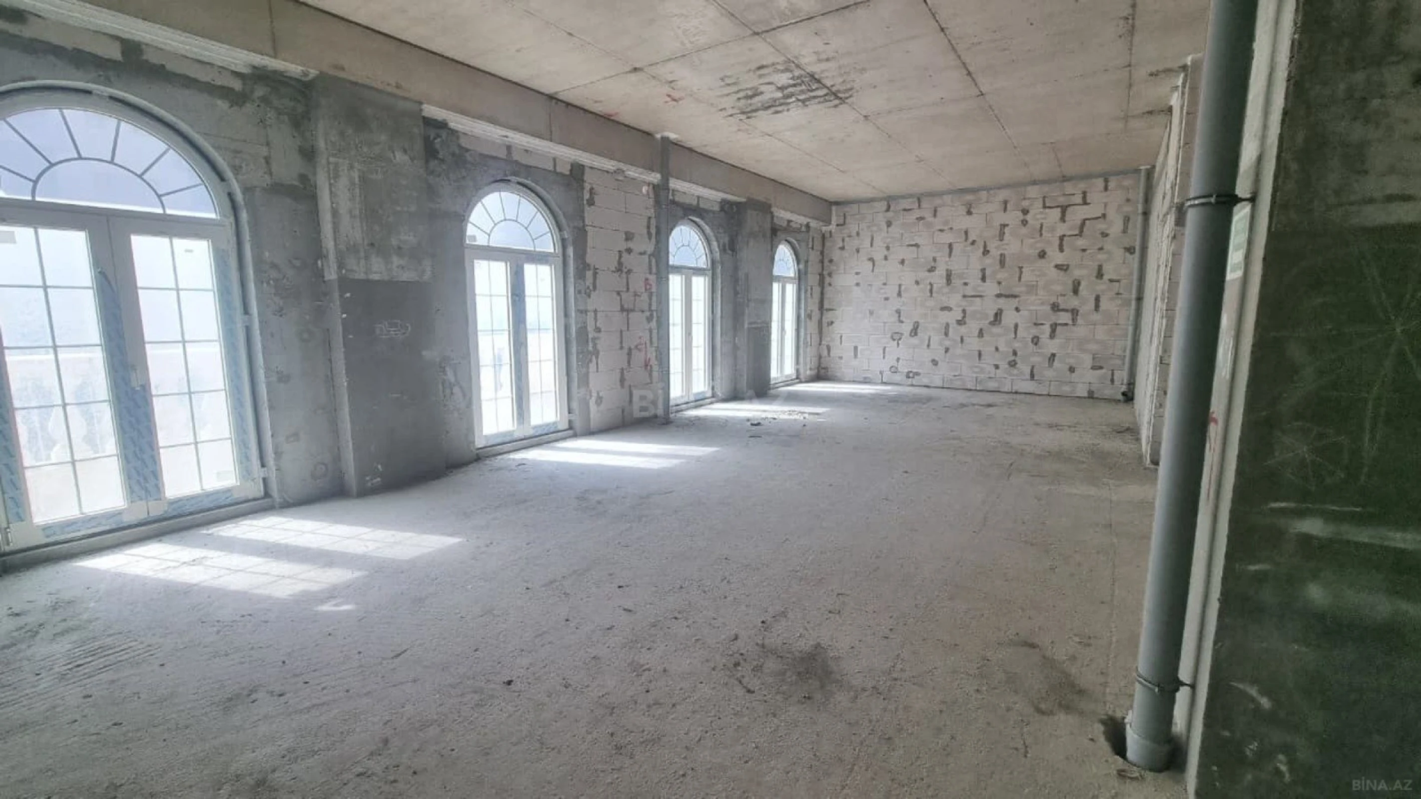 Satılır 2 otaqlı mənzil 65.7 m²
