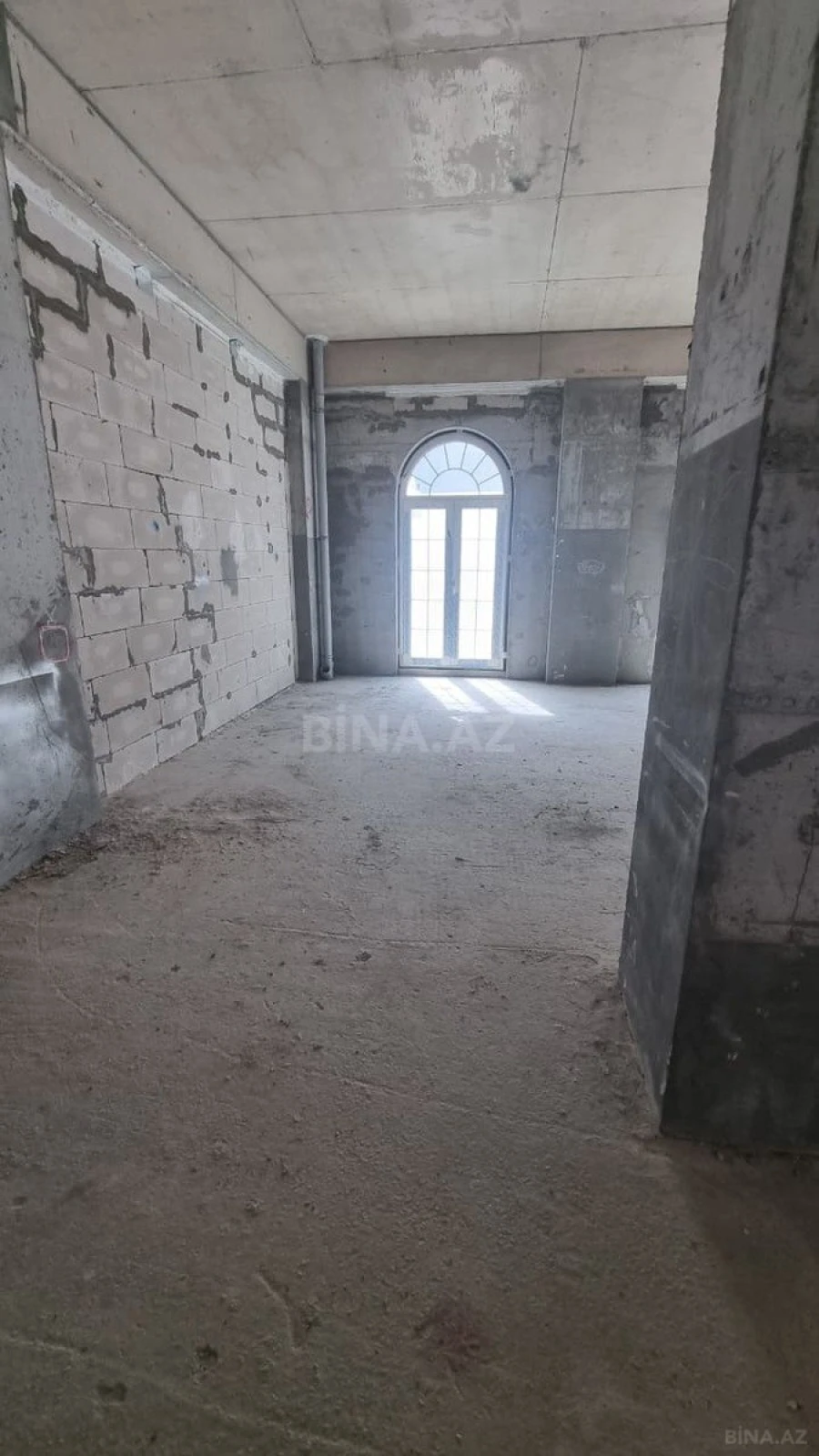 Satılır 2 otaqlı mənzil 65.7 m²