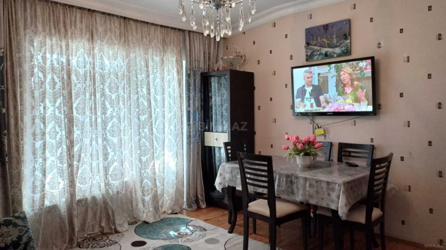 Satılır 2 otaqlı mənzil 65 m²