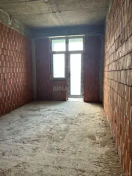 Satılır 4 otaqlı mənzil 220 m²