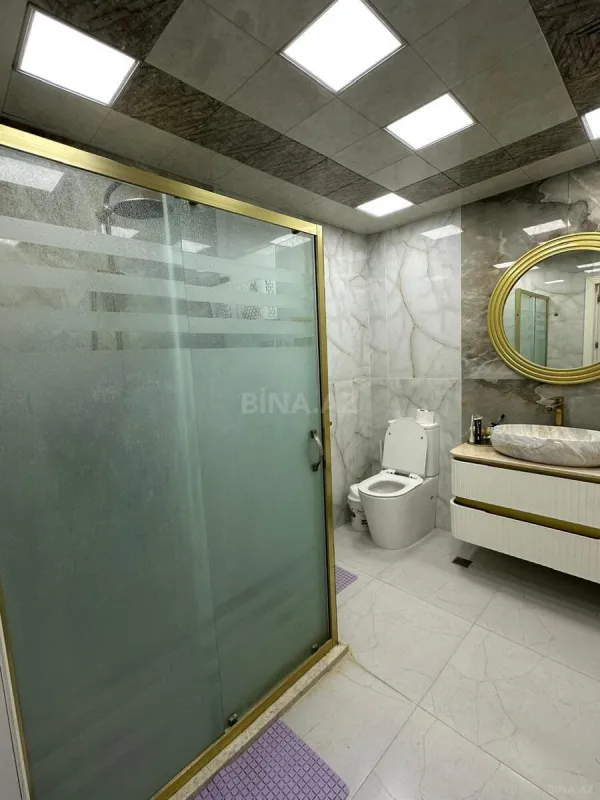 Satılır 3 otaqlı mənzil 140 m²