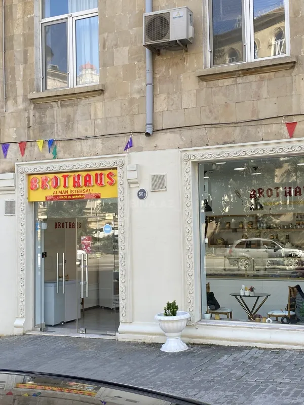 Satılır obyekt 29 m²