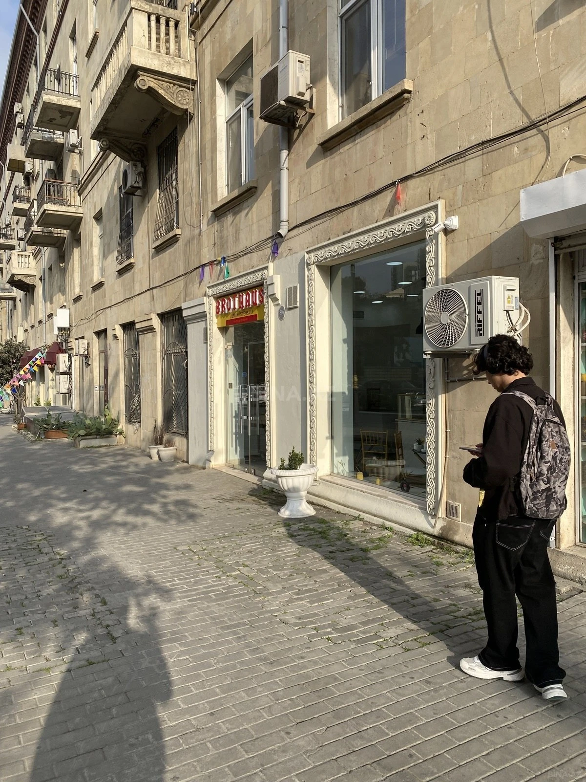 Satılır obyekt 29 m²