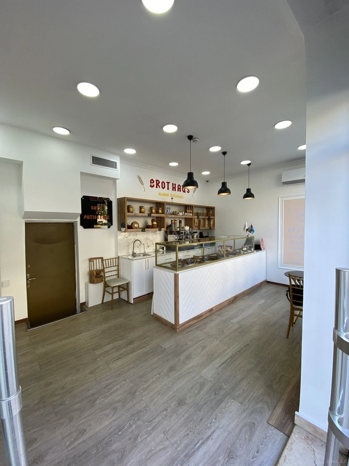 Satılır obyekt 29 m²