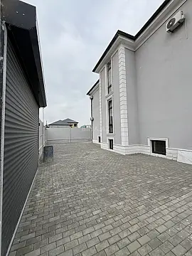 Satılır 6 otaqlı həyət evi 500 m²