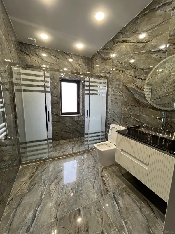 Satılır 6 otaqlı həyət evi 500 m²