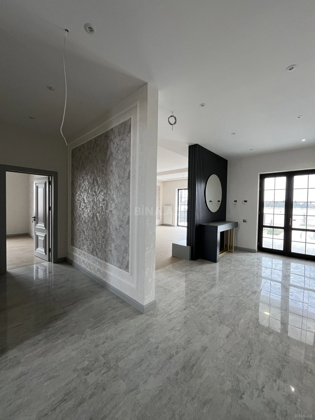 Satılır 6 otaqlı həyət evi 500 m²
