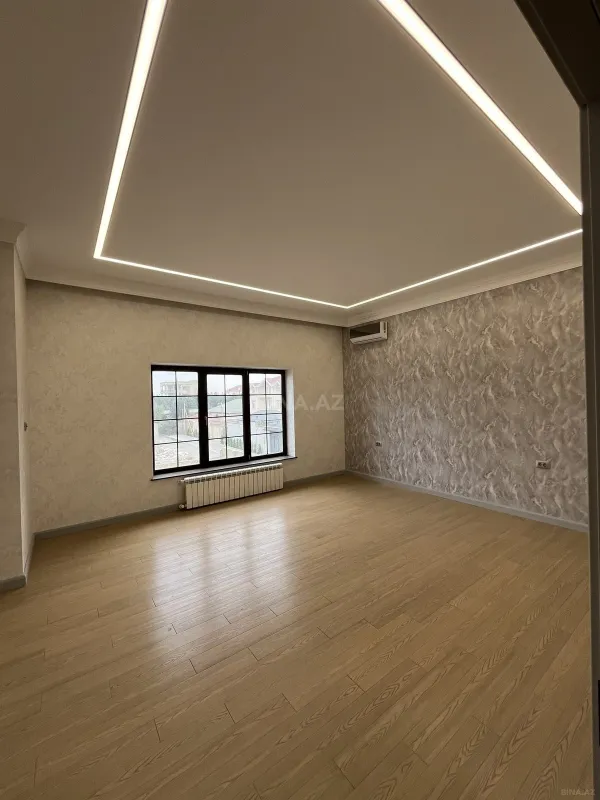 Satılır 6 otaqlı həyət evi 500 m²