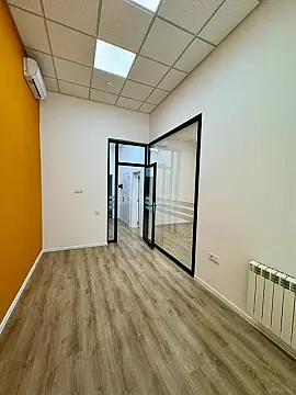 Kirayə verilir 2 otaqlı ofis 60 m²