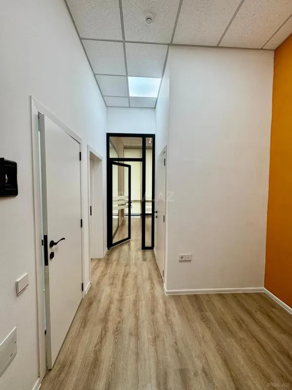 Kirayə verilir 2 otaqlı ofis 60 m²