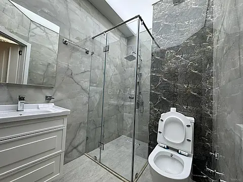 Kirayə verilir 5 otaqlı ofis 200 m²