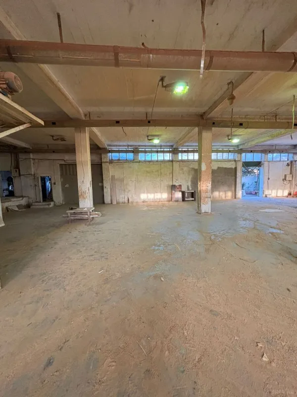 Kirayə verilir obyekt 2500 m²