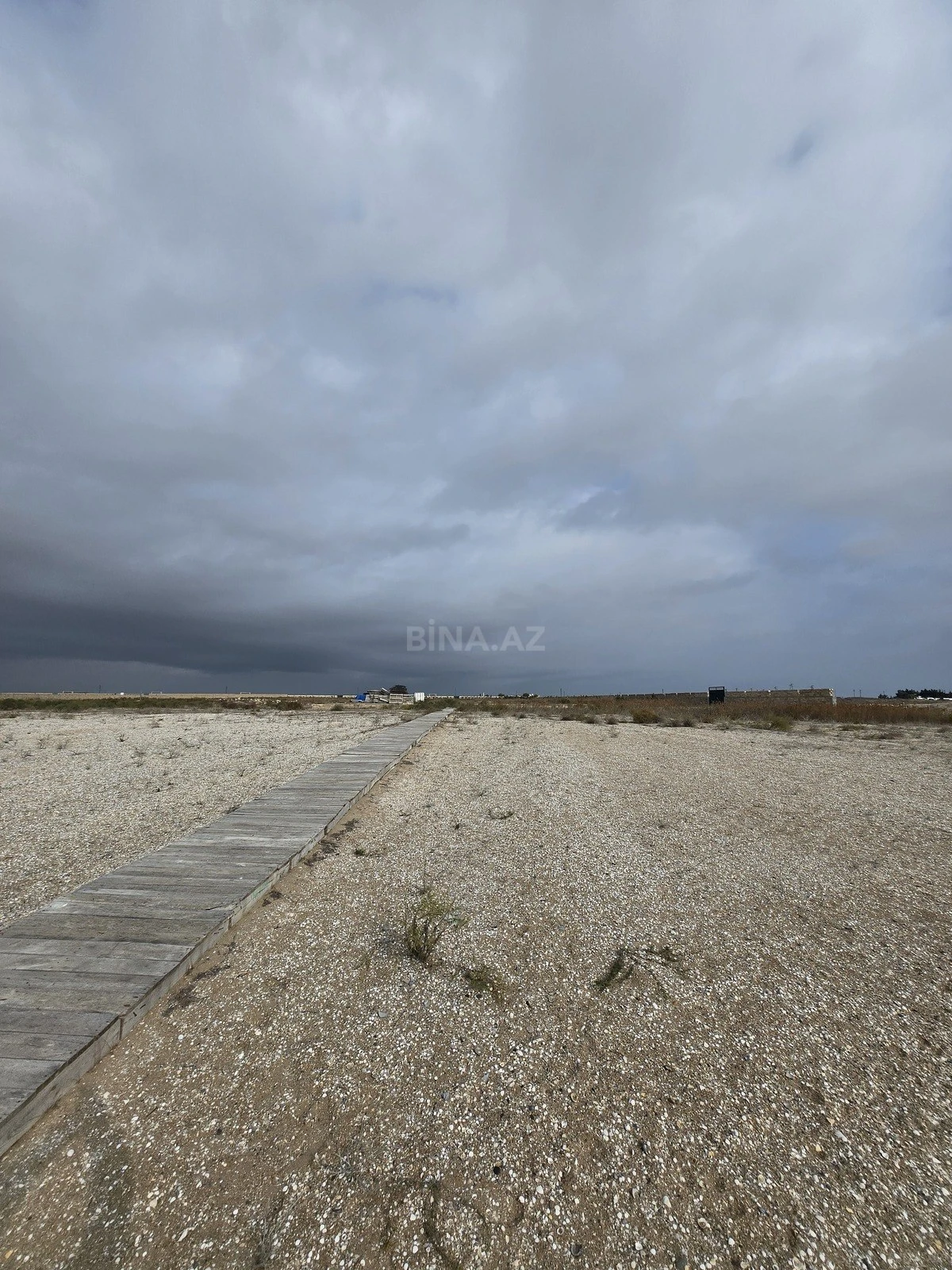 Satılır torpaq sahəsi 1800 m²