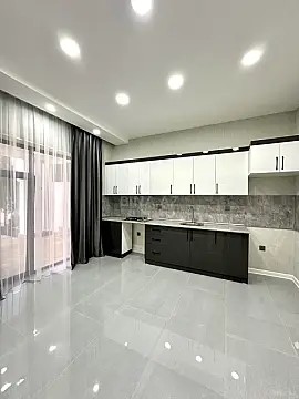 Satılır 4 otaqlı həyət evi 140 m²