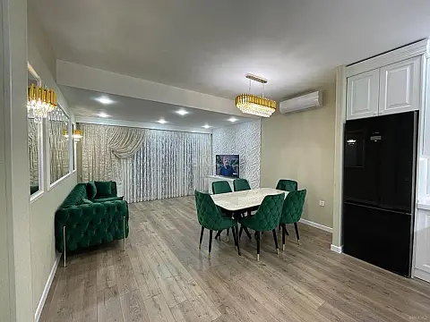 Satılır 3 otaqlı mənzil 100 m²