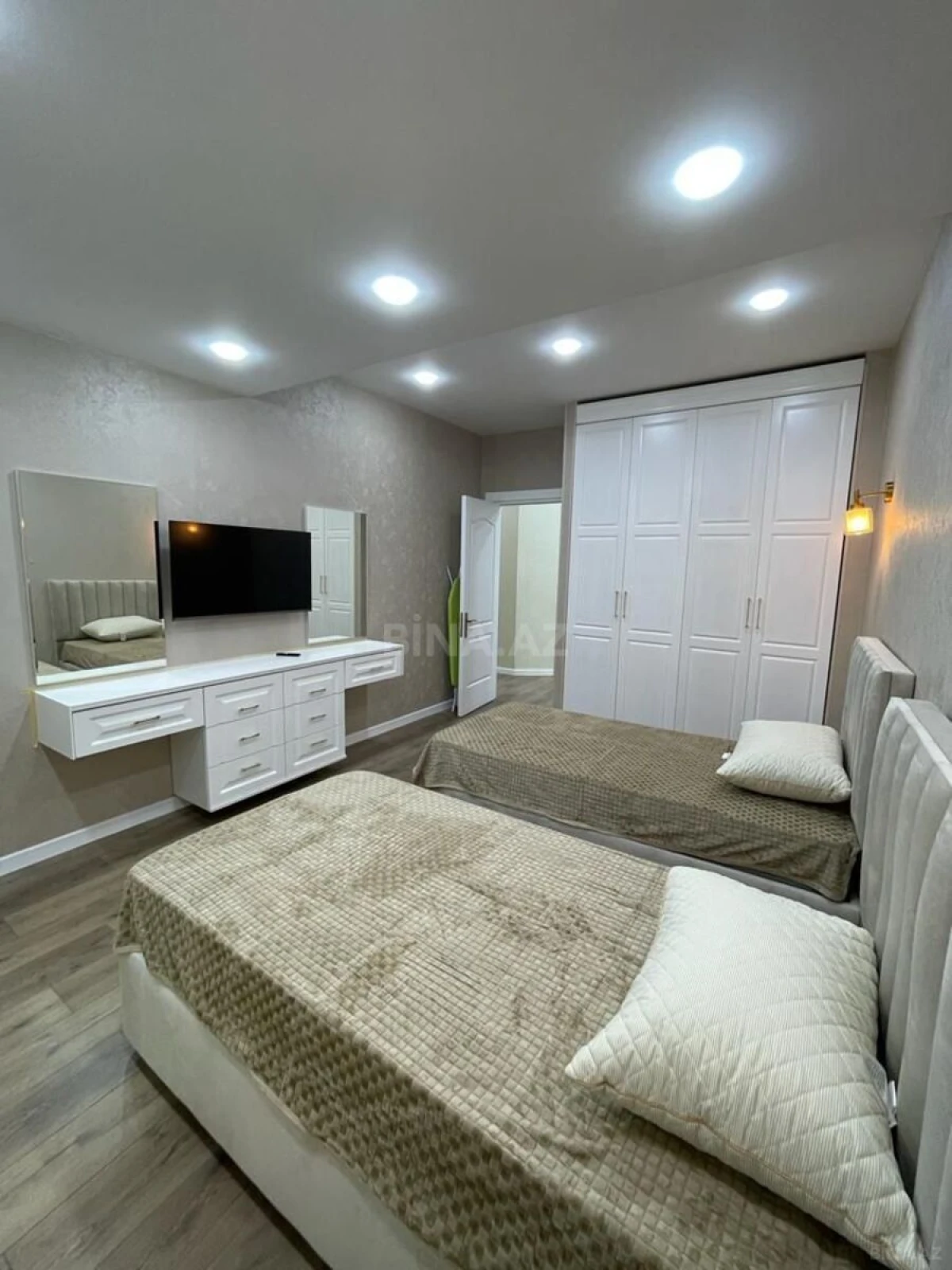 Satılır 3 otaqlı mənzil 100 m²