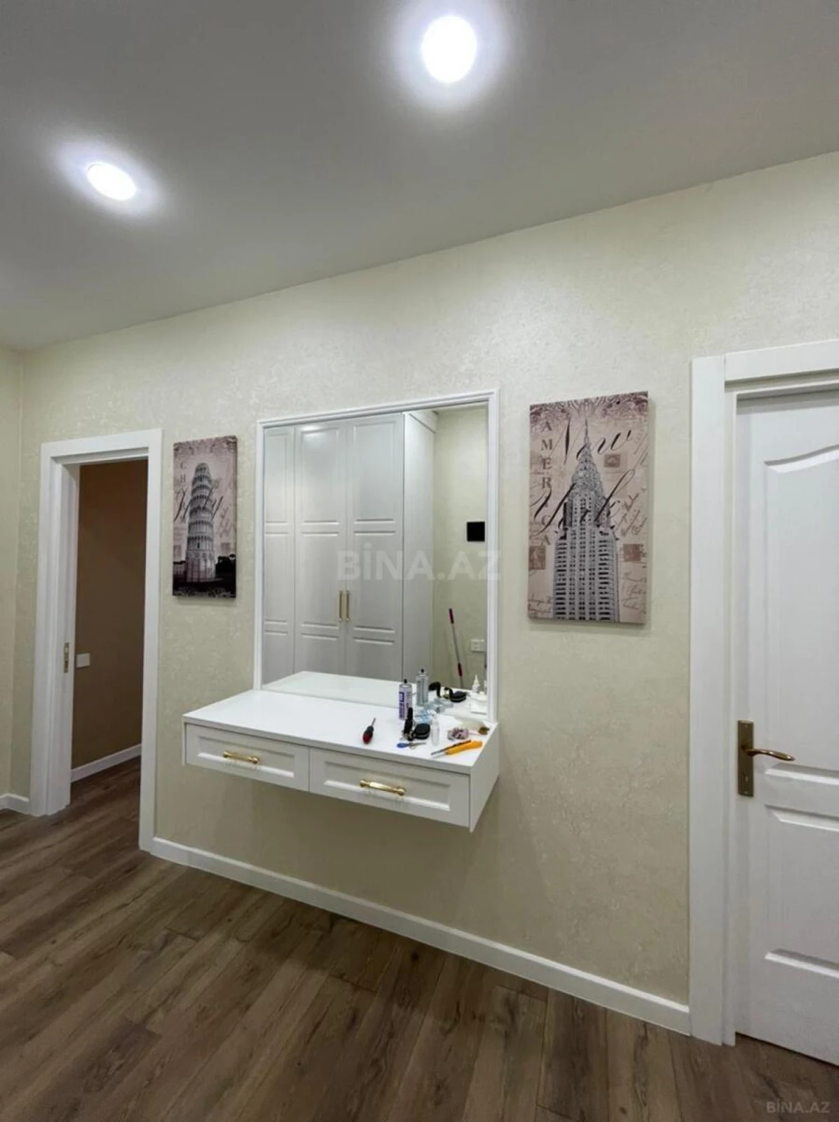 Satılır 3 otaqlı mənzil 100 m²