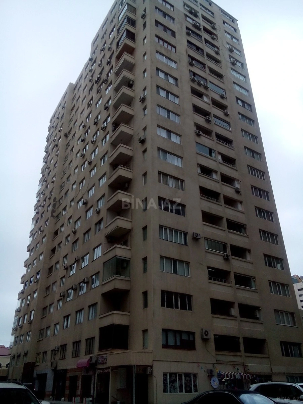 Satılır 3 otaqlı mənzil 100 m²