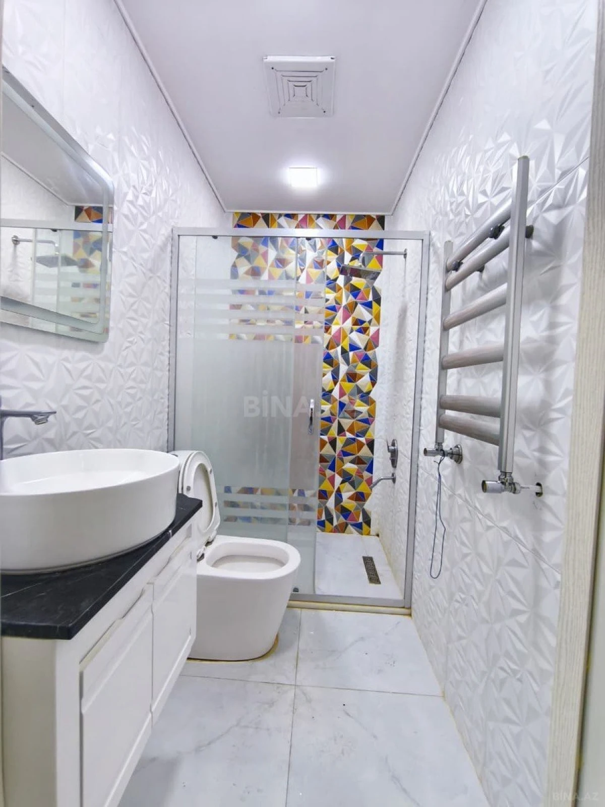 Satılır 5 otaqlı həyət evi 220 m²