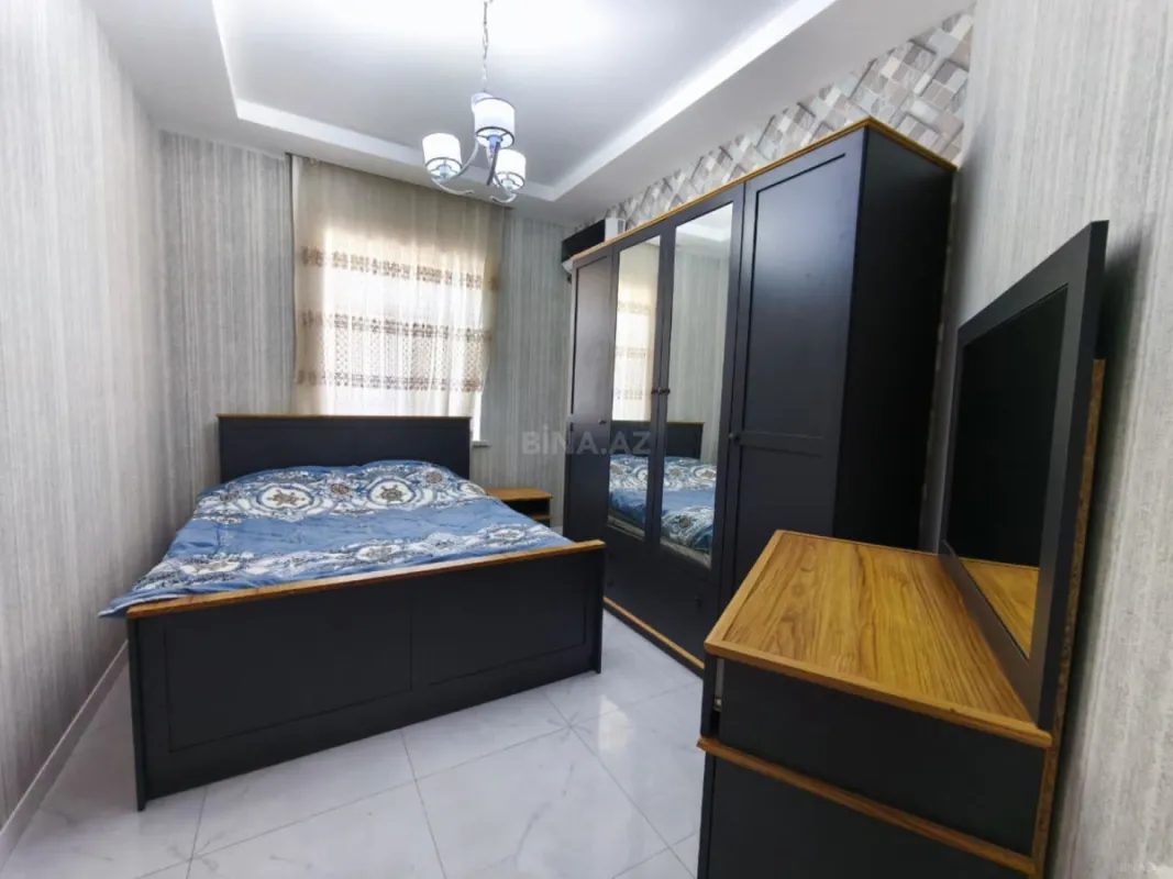 Satılır 5 otaqlı həyət evi 220 m²