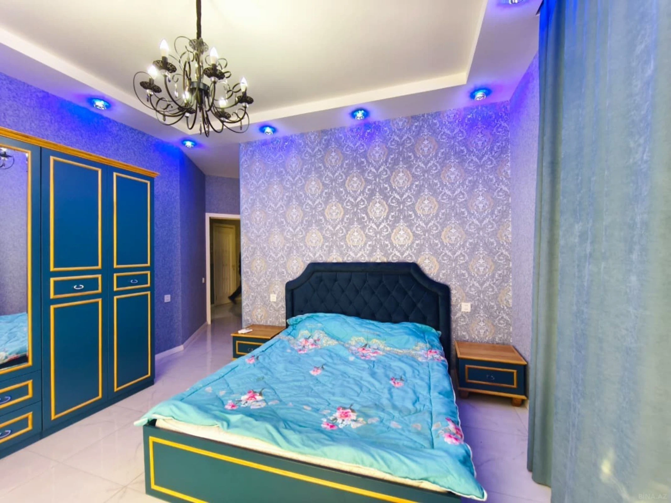 Satılır 5 otaqlı həyət evi 220 m²