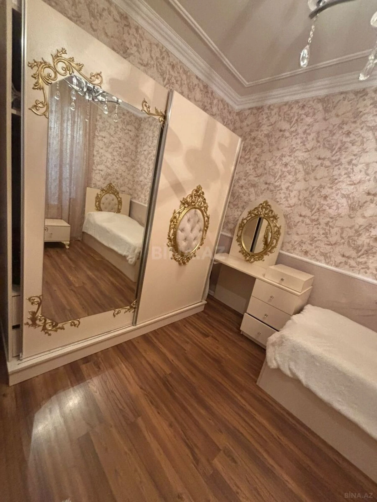 Kirayə verilir 2 otaqlı həyət evi 70 m²