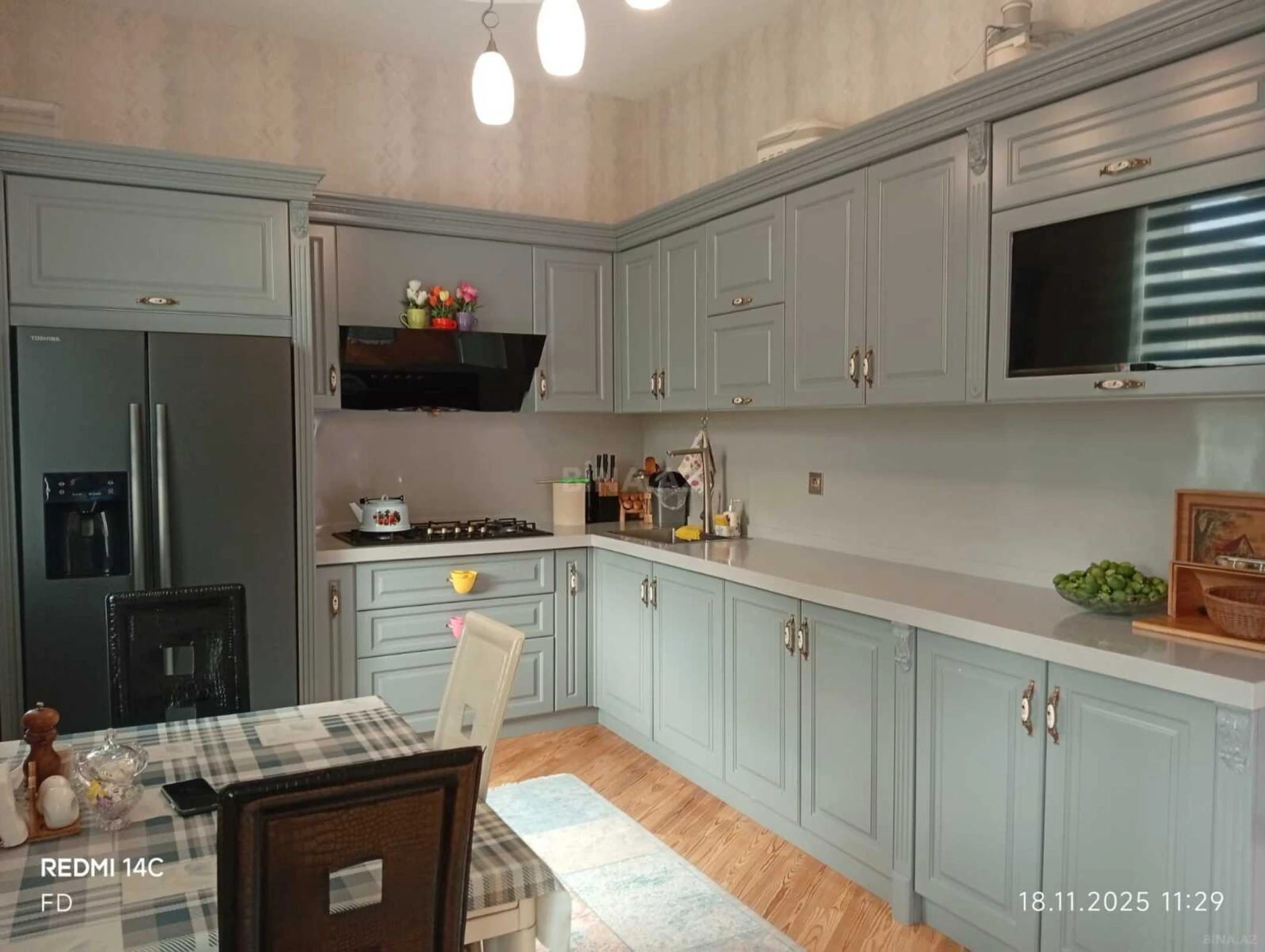 Satılır 5 otaqlı həyət evi 168 m²