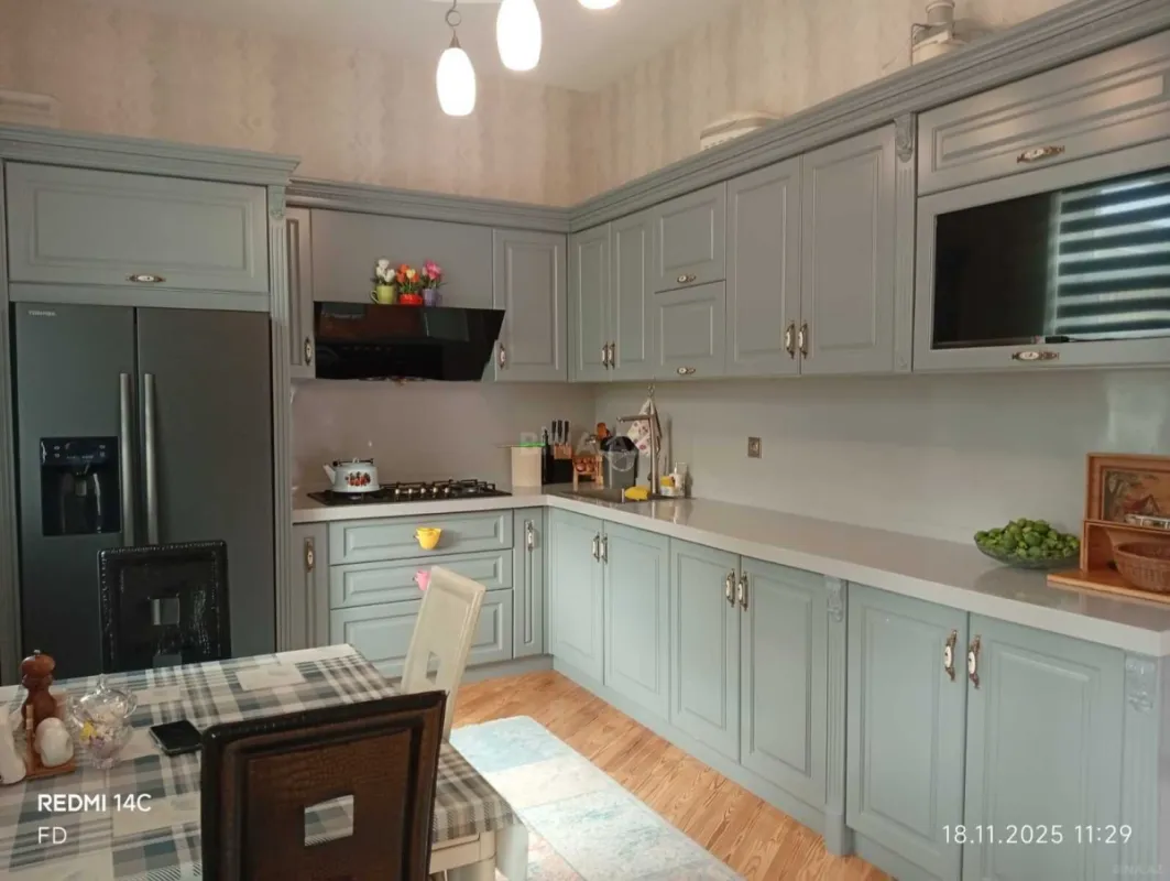 Satılır 5 otaqlı həyət evi 168 m²