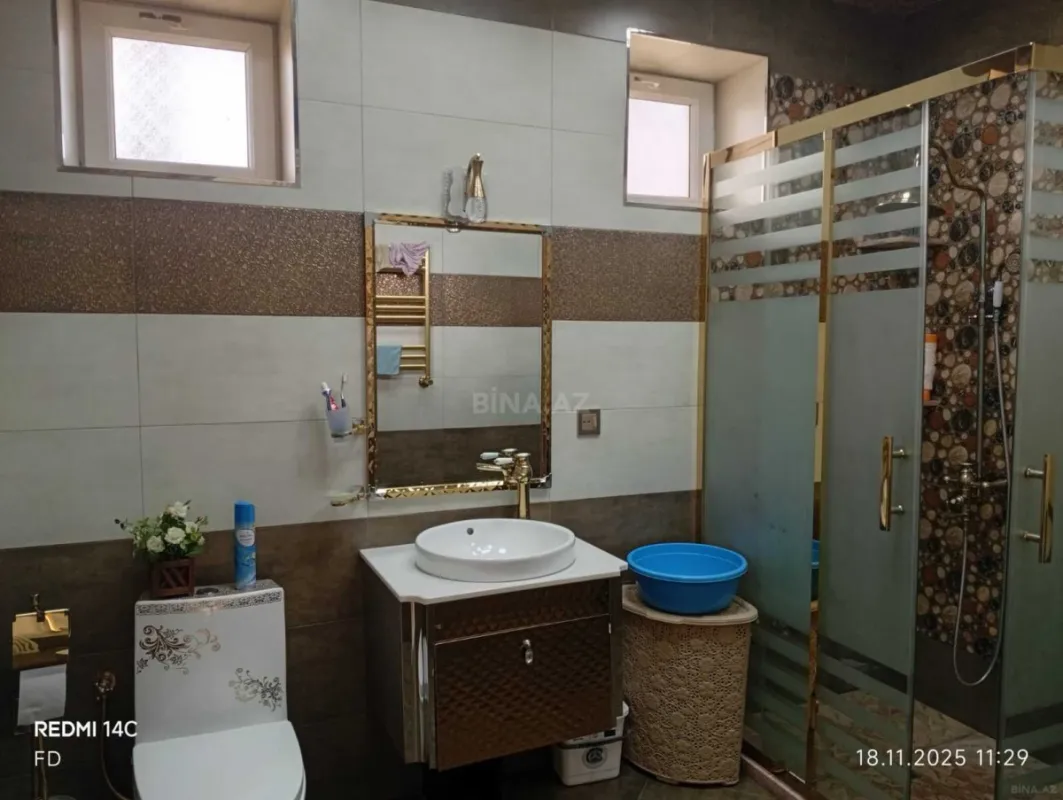 Satılır 5 otaqlı həyət evi 168 m²