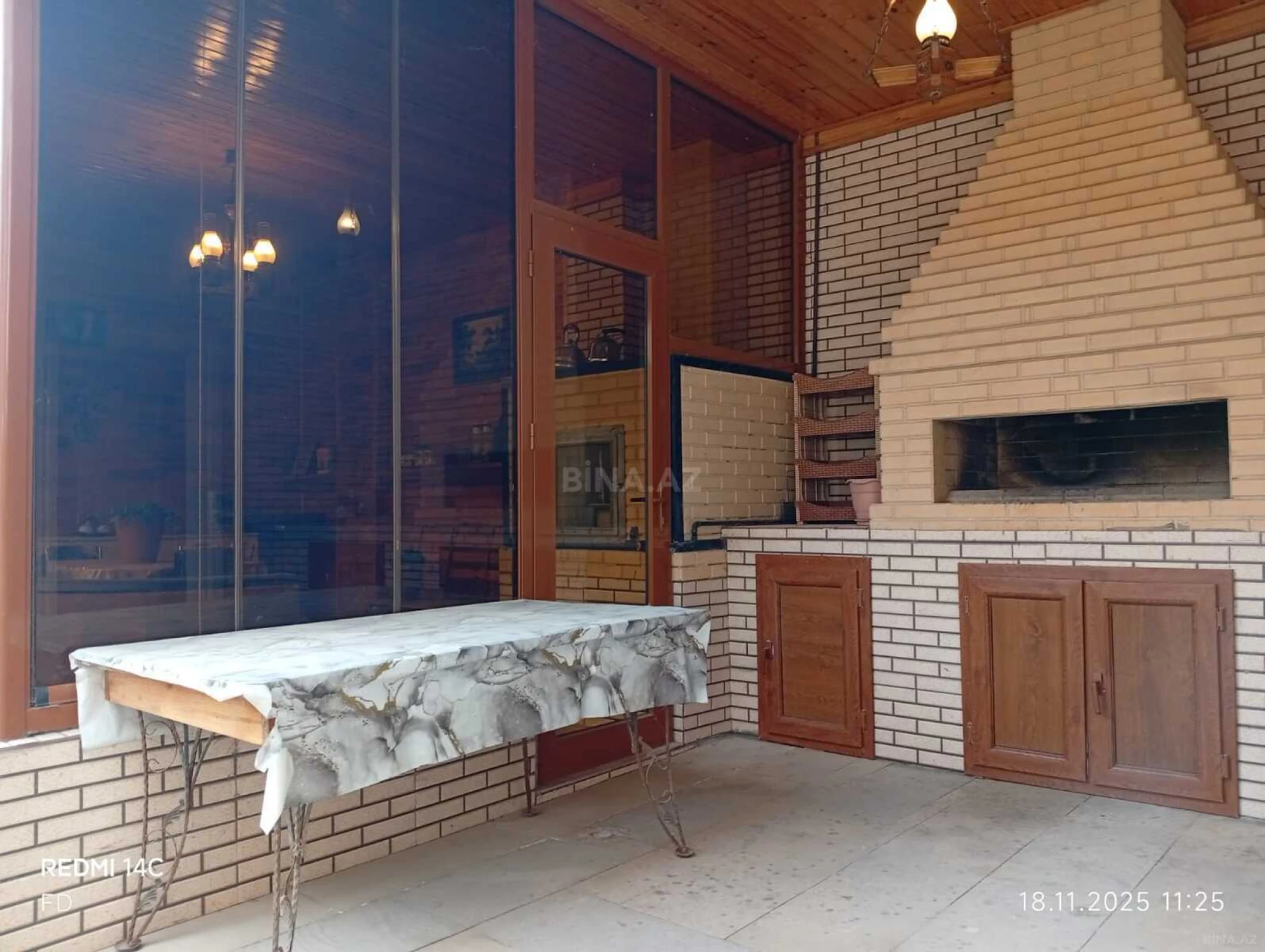 Satılır 5 otaqlı həyət evi 168 m²