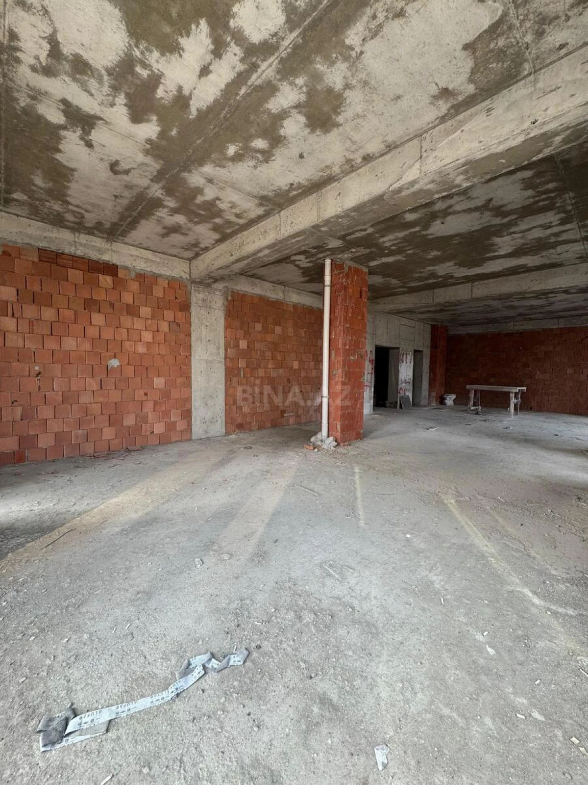 Satılır 3 otaqlı mənzil 112 m²