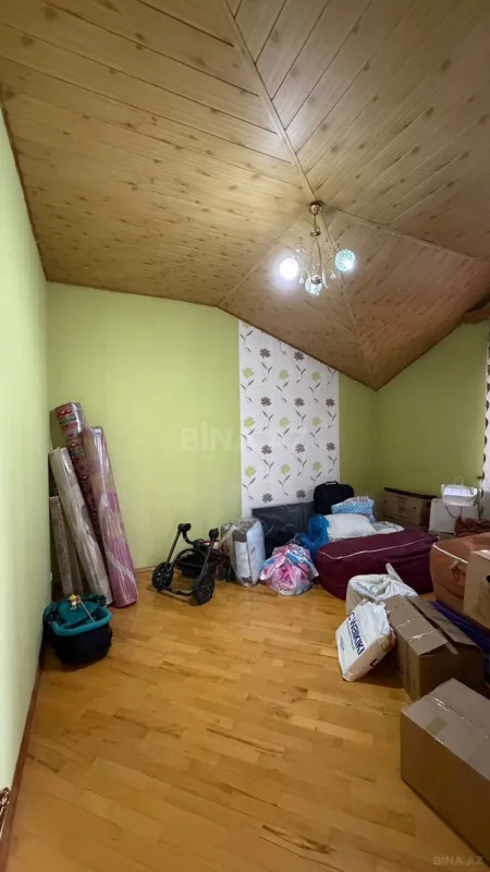 Satılır 7 otaqlı həyət evi 320 m²