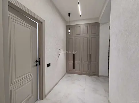Satılır 2 otaqlı mənzil 77 m²