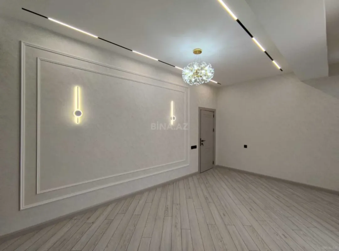 Satılır 2 otaqlı mənzil 77 m²