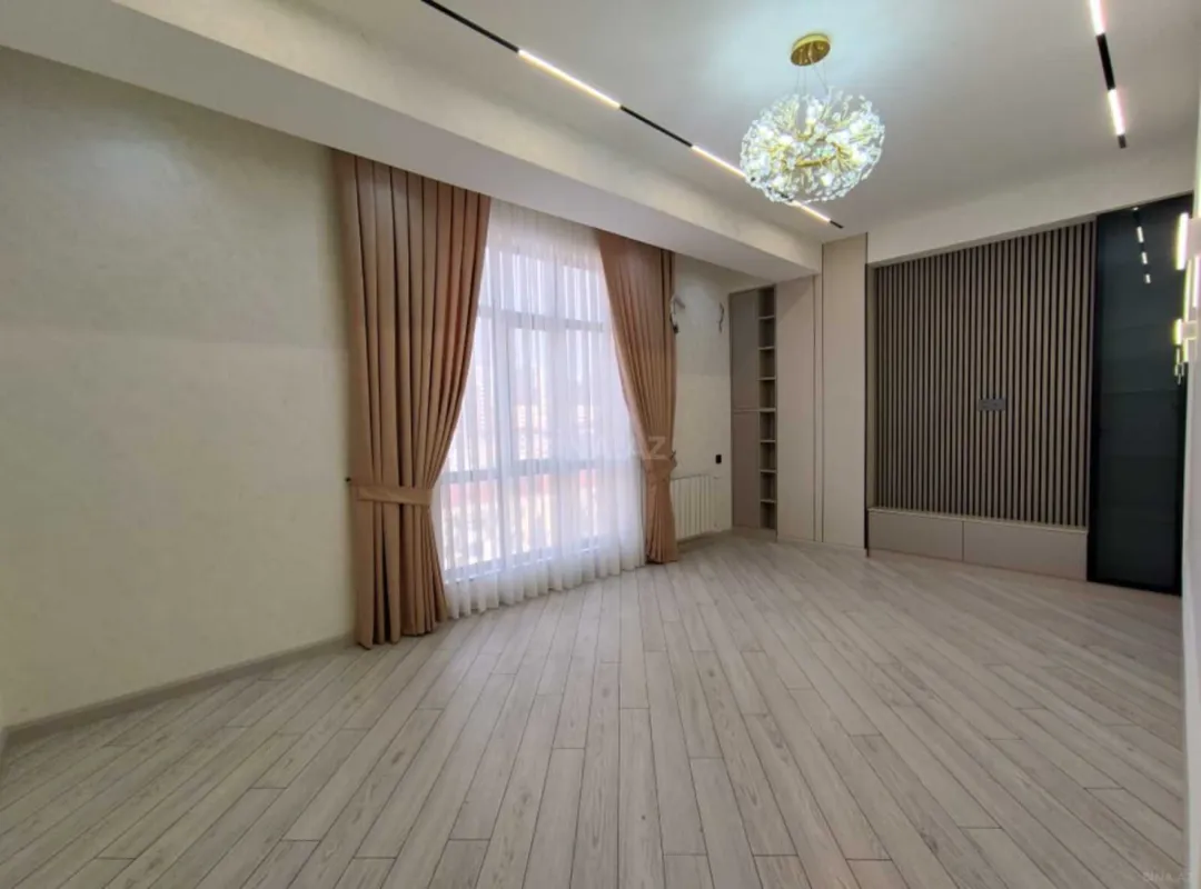 Satılır 2 otaqlı mənzil 77 m²