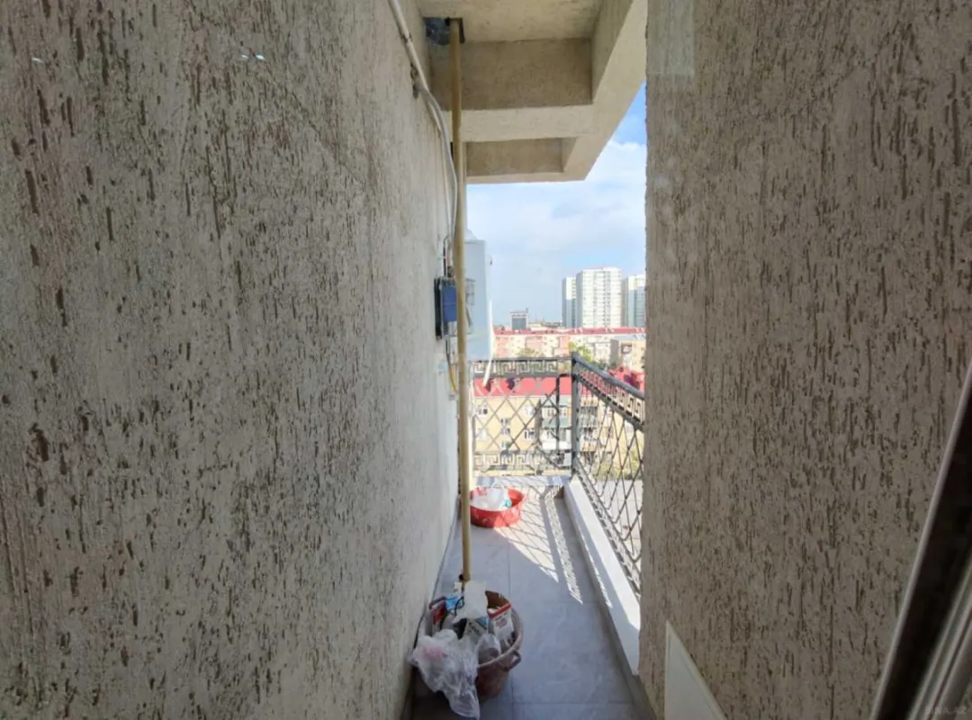 Satılır 2 otaqlı mənzil 77 m²