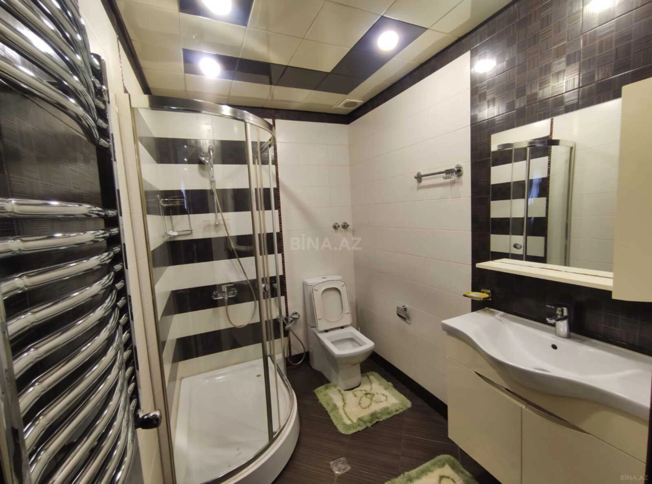 Kirayə verilir 3 otaqlı mənzil 170 m²