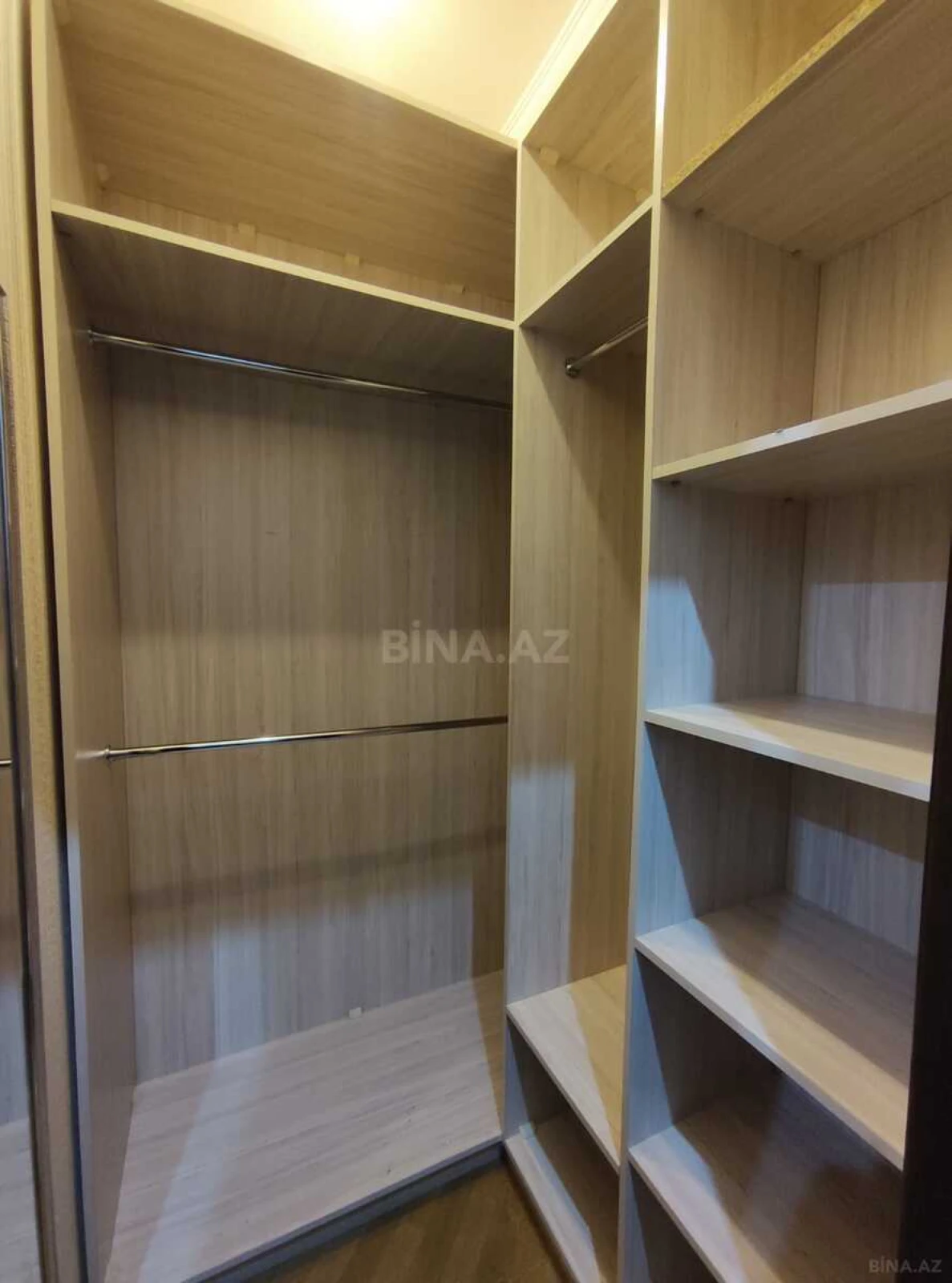 Kirayə verilir 3 otaqlı mənzil 170 m²