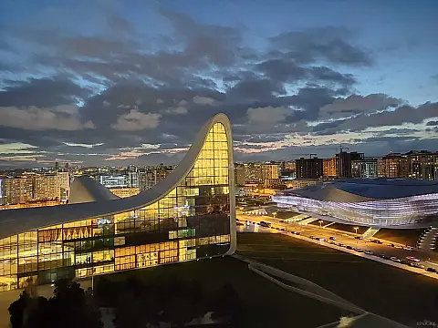 Kirayə verilir 3 otaqlı mənzil 170 m² — Bakı, Nərimanov 3 otaq 170.00 m²