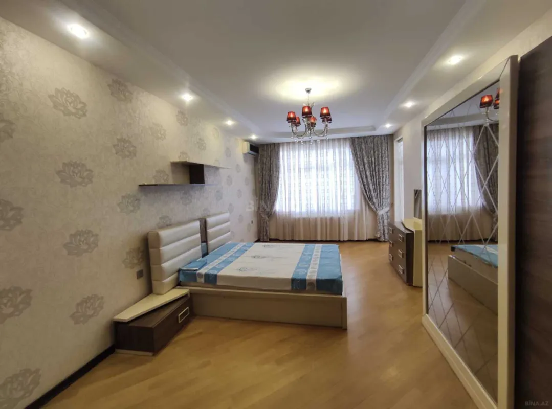 Kirayə verilir 3 otaqlı mənzil 170 m²