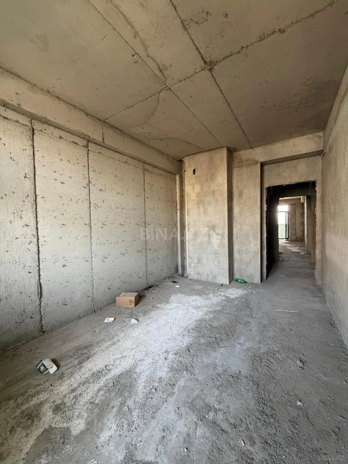 Satılır 3 otaqlı mənzil 146 m²