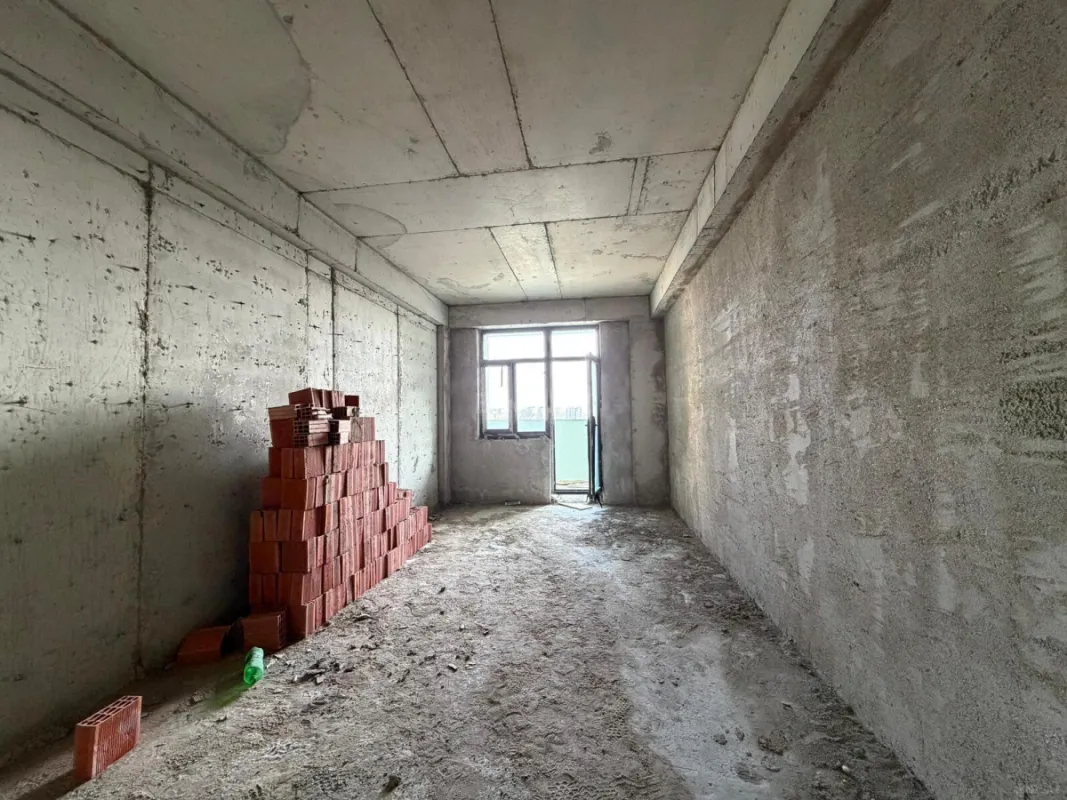 Satılır 3 otaqlı mənzil 146 m²