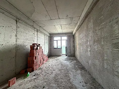 Satılır 3 otaqlı mənzil 146 m²