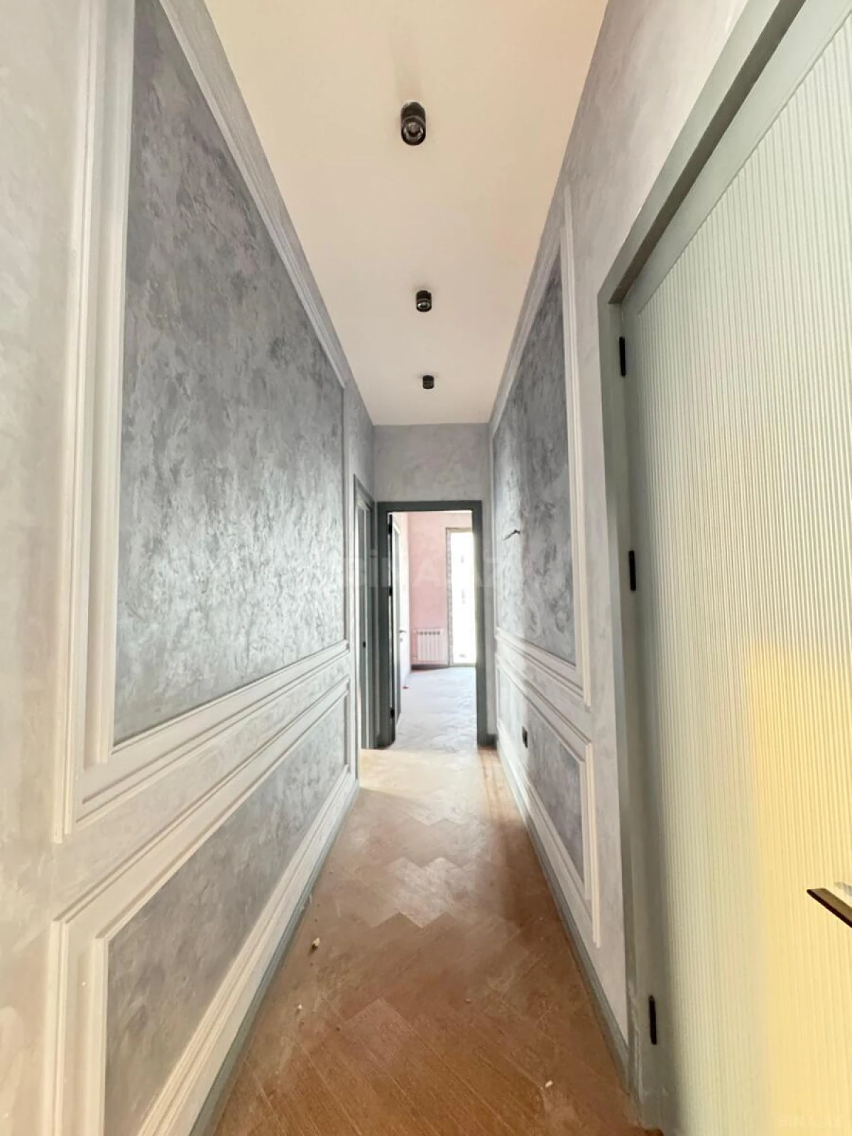 Satılır 3 otaqlı mənzil 100 m²