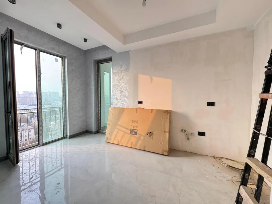 Satılır 3 otaqlı mənzil 100 m²